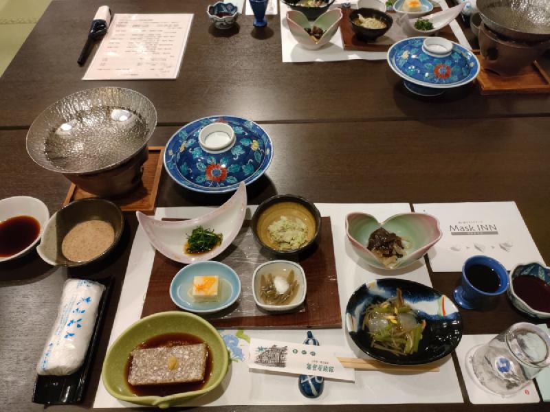 夕食