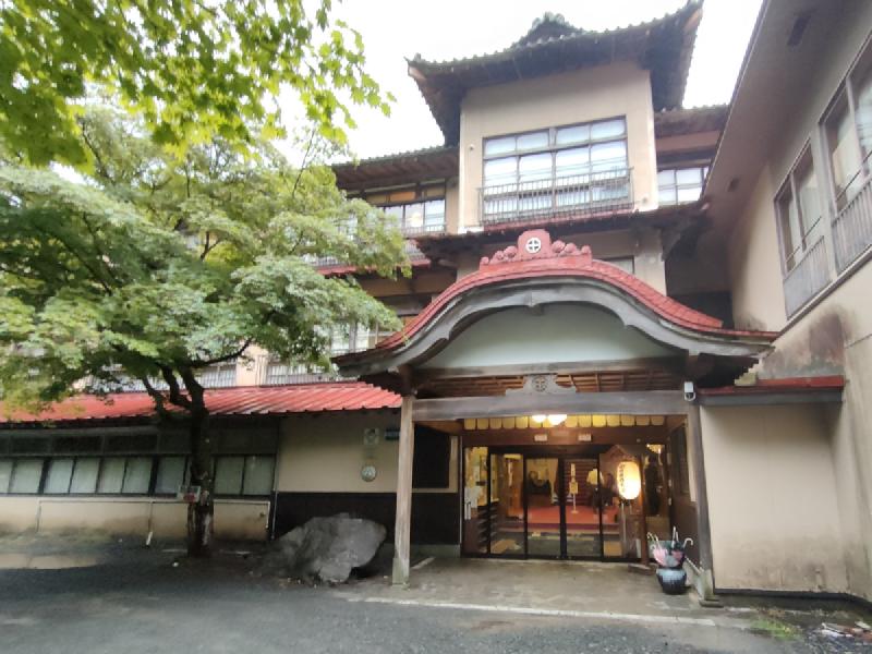 鉛温泉