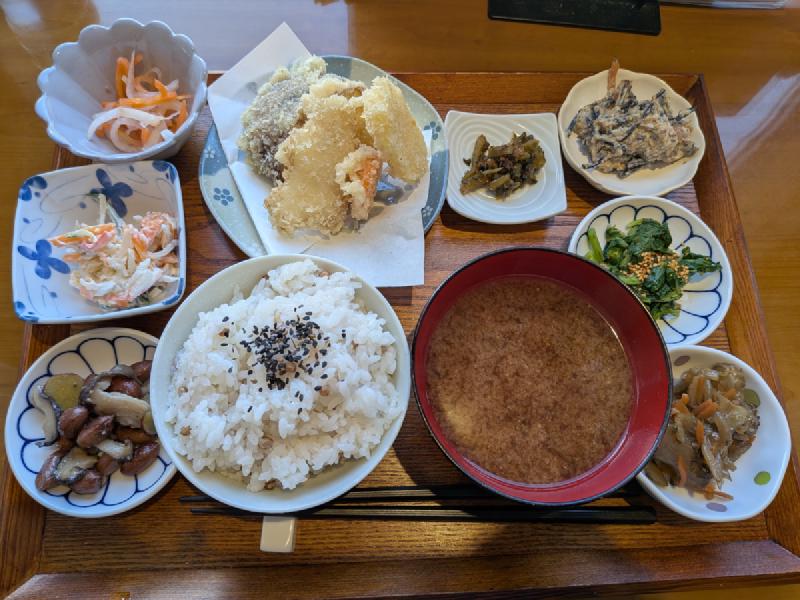 十品目のおふくろ定食