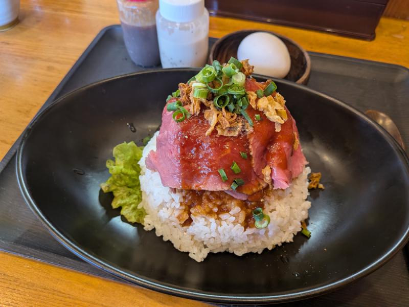 ローストビーフ丼
